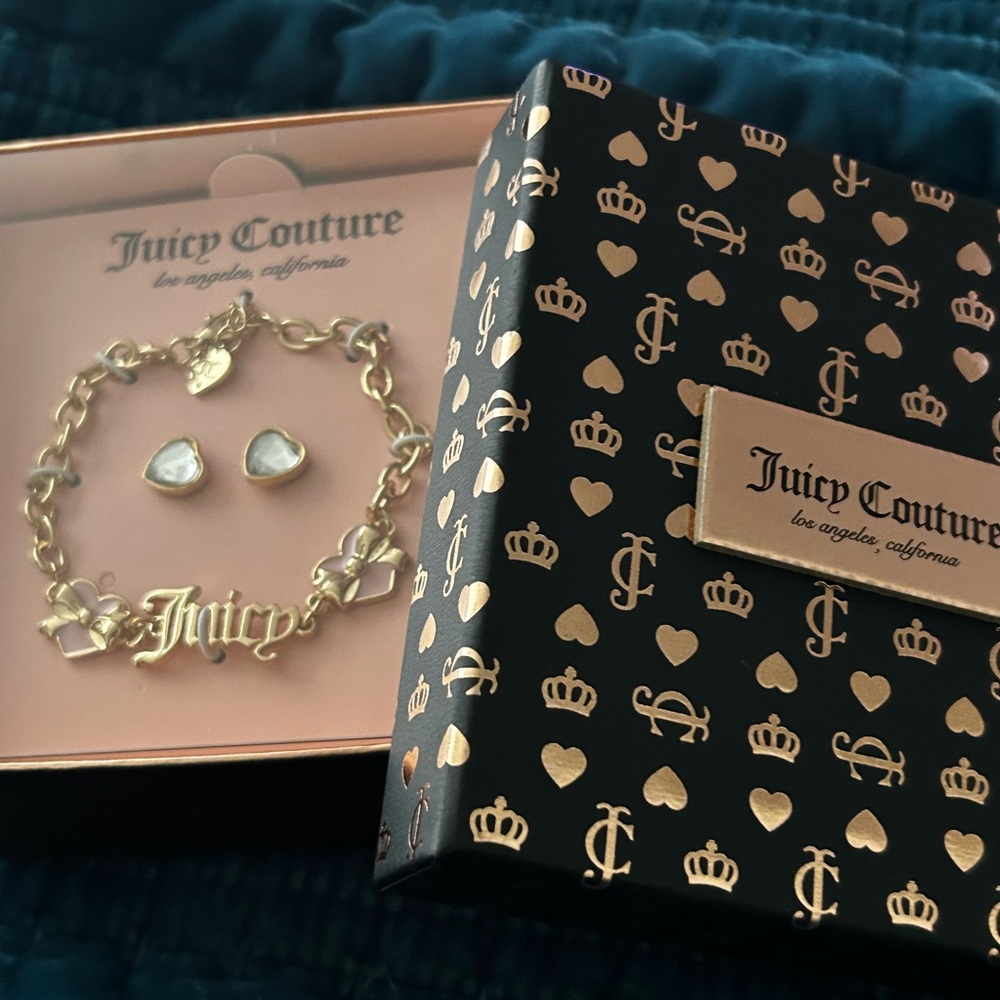 Juicy Couture Gold-Tone Logo Bracelet with Clear Heart Studs